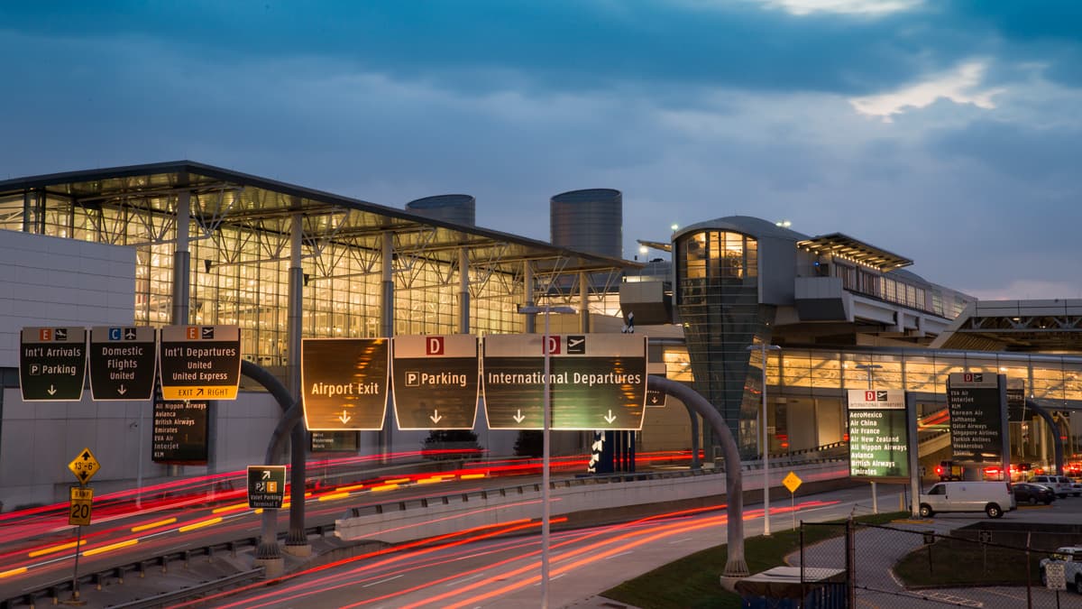 Car Rental at Houston George Bush (IAH) Airport