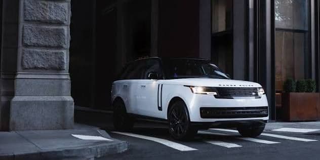 Why Choose CarBookingUSA for Land Rover Rental Cars?